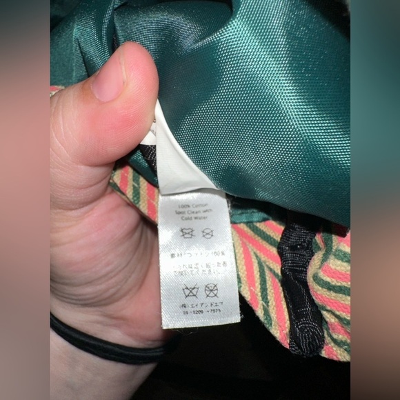 Kavu Striped Crossbody Bag - Red and Green - Picture 5 of 7